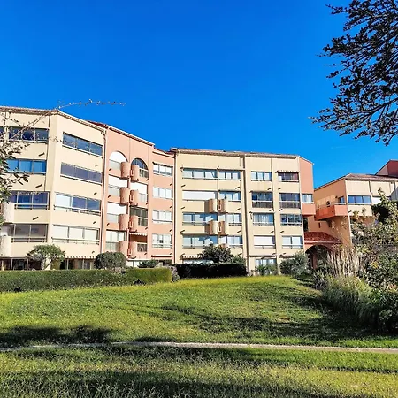 Les Marines D'aryana-6 By Interhome Appartement *