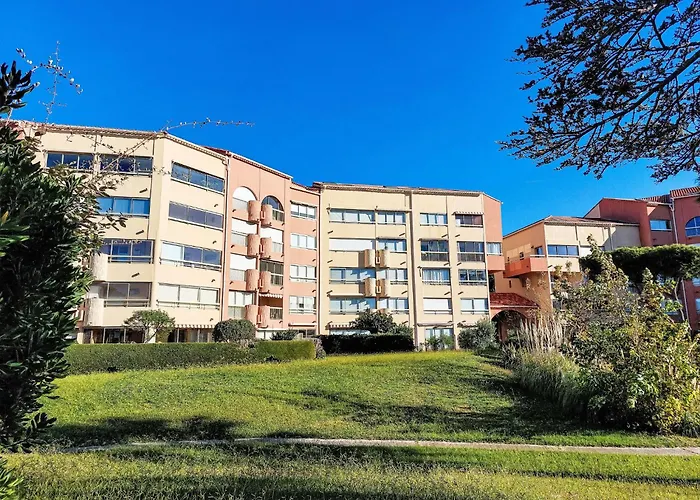 Les Marines D'aryana-6 By Interhome Appartement *